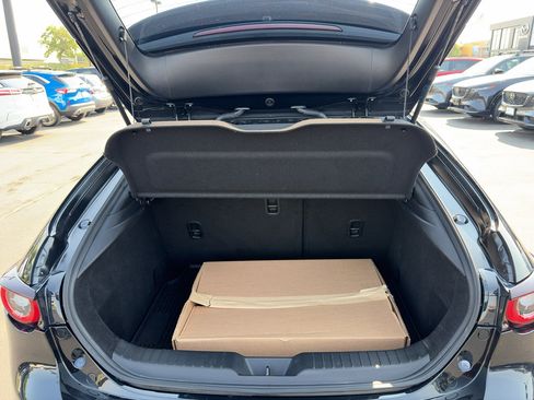 Used 2025 MAZDA MAZDA3 Hatchback w/Premium Plus Pkg AWD/4WD image 14
