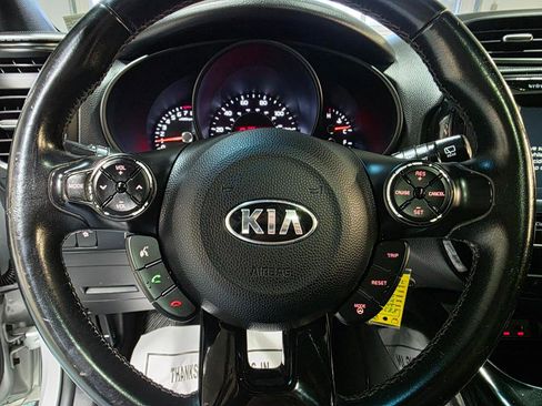 Used 2014 Kia Soul ! w/ Sun & Sound Package FWD image 24