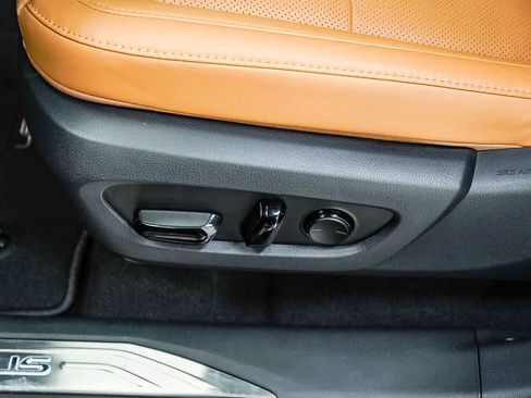 Used 2025 Lexus RX 350 FWD w/ Technology Package image 22