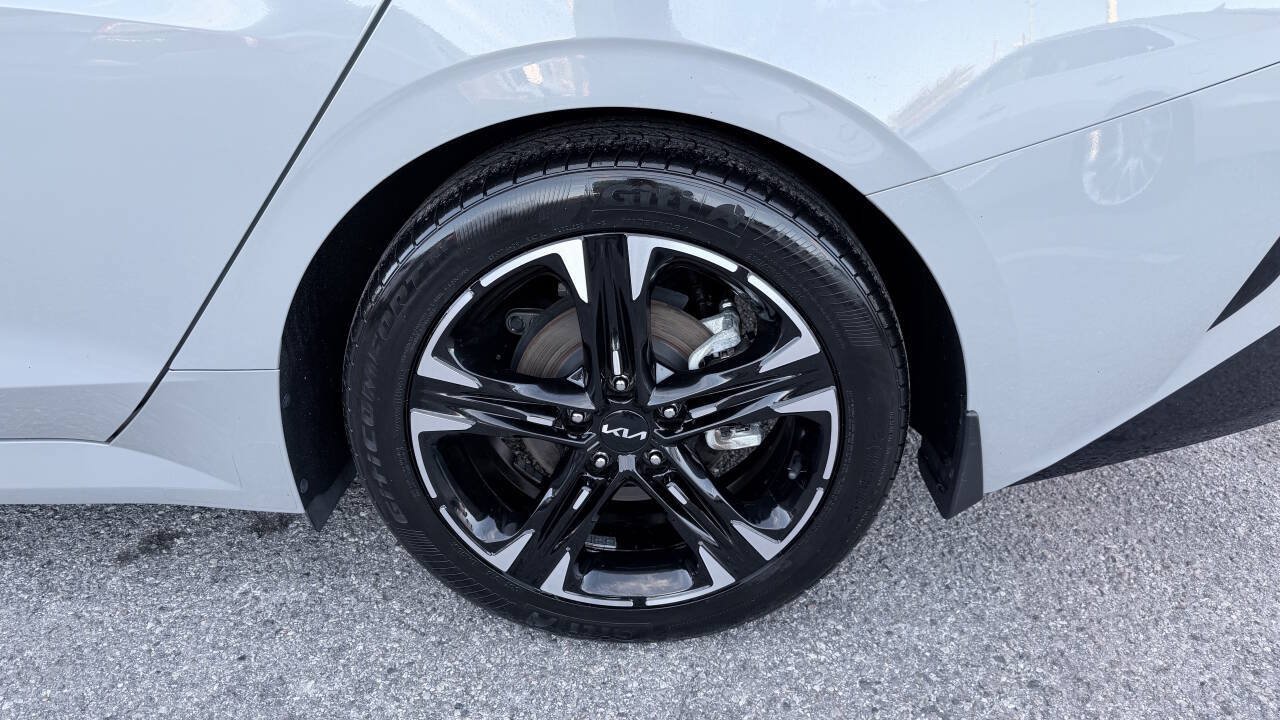Used 2023 Kia K5 GT-Line w/ GT-Line Premium Package AWD/4WD image 10