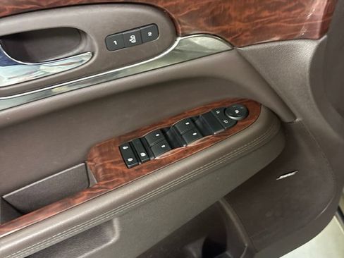 Used 2015 Buick Enclave Leather FWD image 17