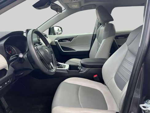 Certified 2022 Toyota RAV4 XLE Premium image 20