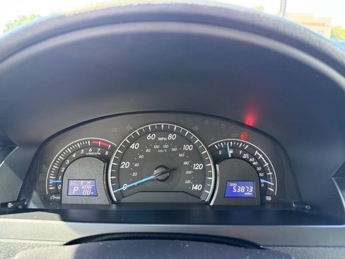 Used 2014 Toyota Camry LE FWD image 18