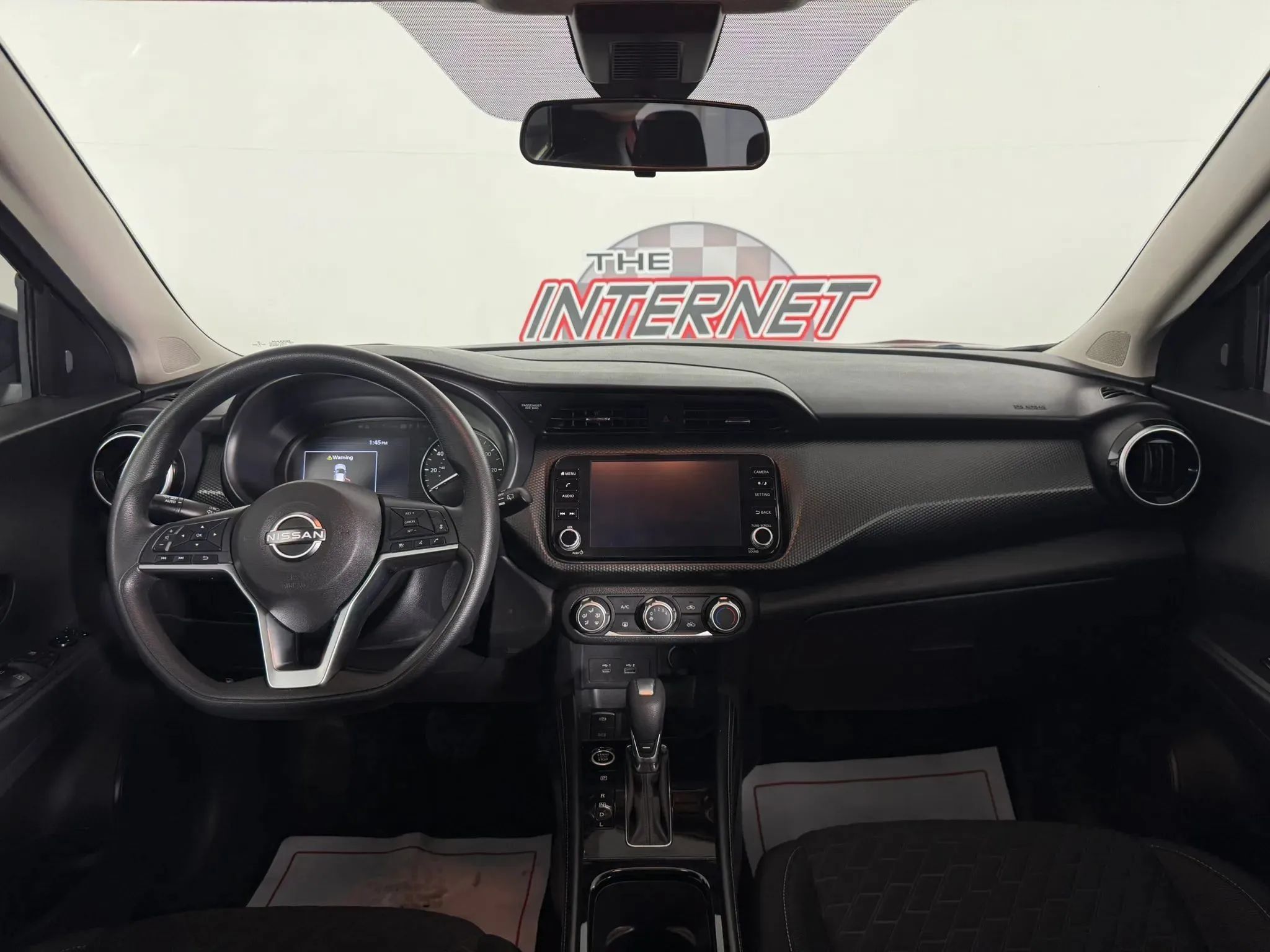 Used 2023 Nissan Kicks SV FWD image 11