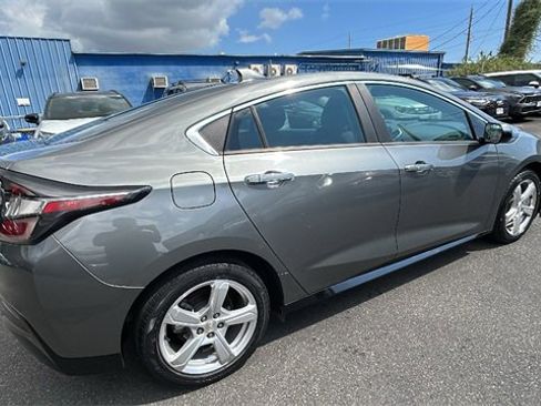 Used 2017 Chevrolet Volt LT image 5