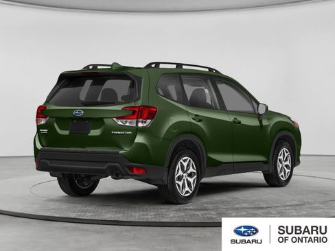 Used 2024 Subaru Forester Premium AWD/4WD image 2