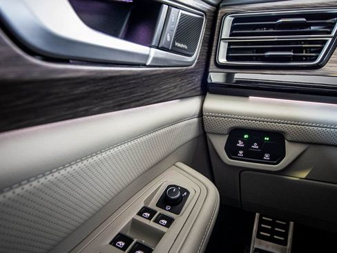 New 2026 Volkswagen Atlas SEL Premium R-Line image 33