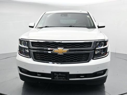 Used 2017 Chevrolet Tahoe LT w/ LT Signature Package AWD/4WD image 3