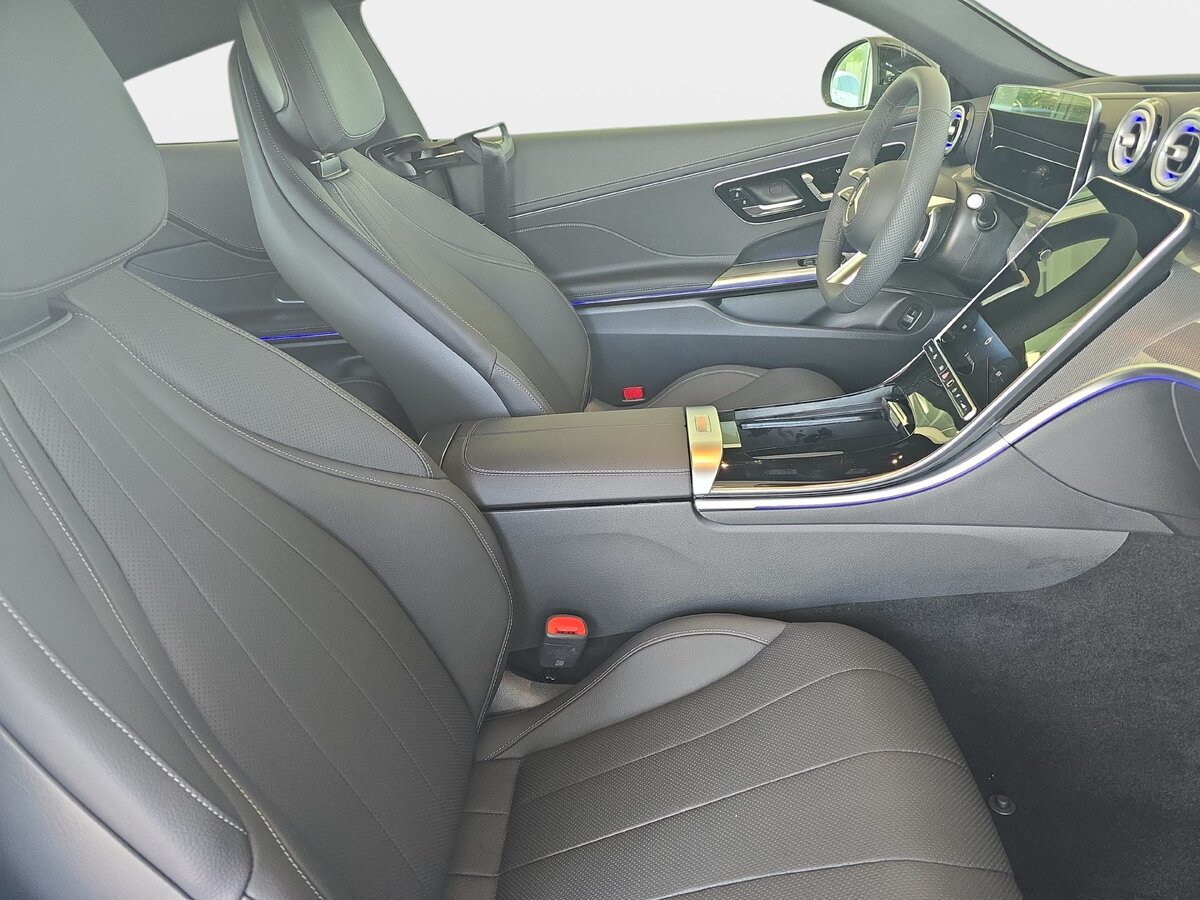 New 2026 Mercedes-Benz CLE 450 4MATIC Coupe image 16