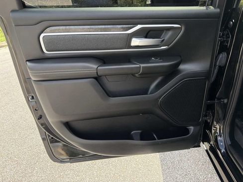 Used 2020 RAM 1500 Big Horn AWD/4WD image 14