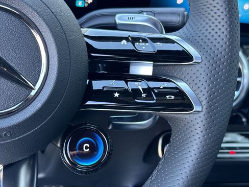 New 2026 Mercedes-Benz GLA 35 AMG 4MATIC image 16