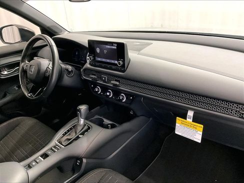 Used 2024 Honda HR-V Sport image 14