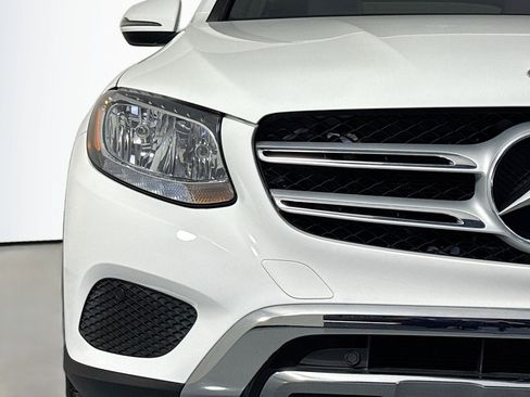 Used 2019 Mercedes-Benz GLC 300 image 14