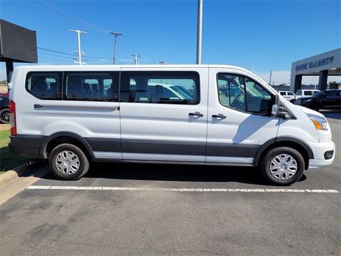 Certified 2022 Ford Transit 350 XLT image 2