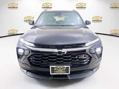 Used 2025 Chevrolet TrailBlazer RS w/ Convenience Package image 2