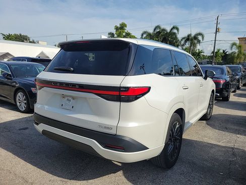 Used 2025 Lexus TX 350 FWD w/ Technology Package image 4