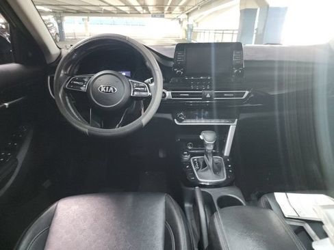 Certified 2021 Kia Seltos EX AWD/4WD image 5