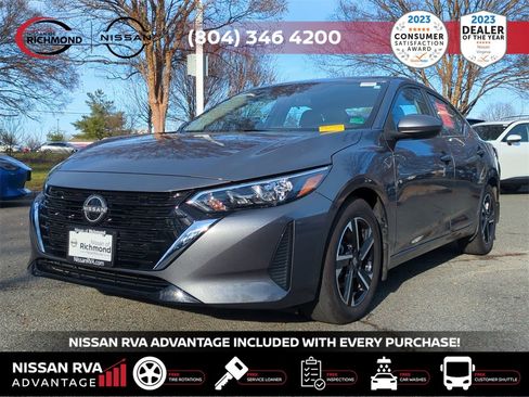 Used 2025 Nissan Sentra SV image 2