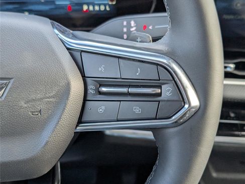 New 2026 Chevrolet Equinox LT image 16