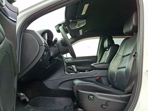 Used 2018 Jeep Grand Cherokee Limited image 14