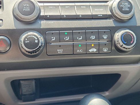 Used 2011 Honda Civic LX image 21