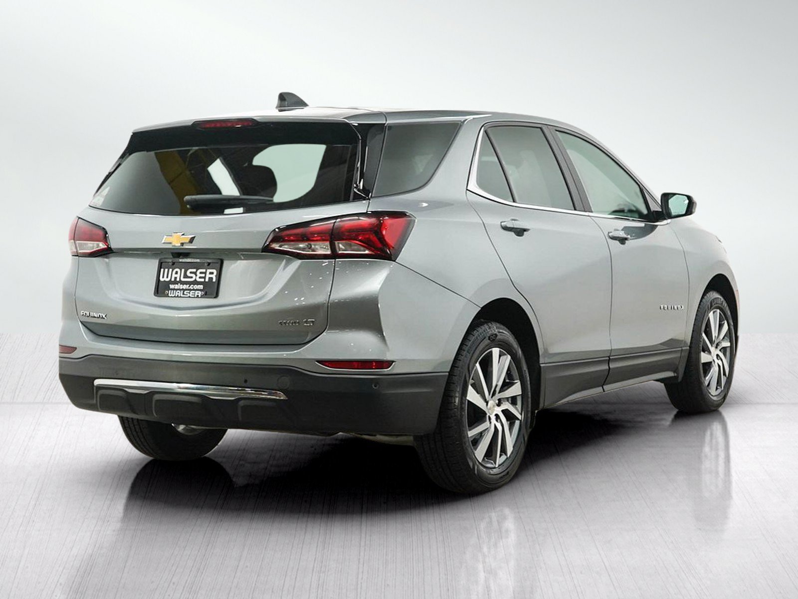 Used 2023 Chevrolet Equinox LT AWD/4WD image 5