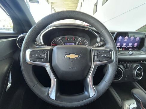 Used 2021 Chevrolet Blazer LT image 11
