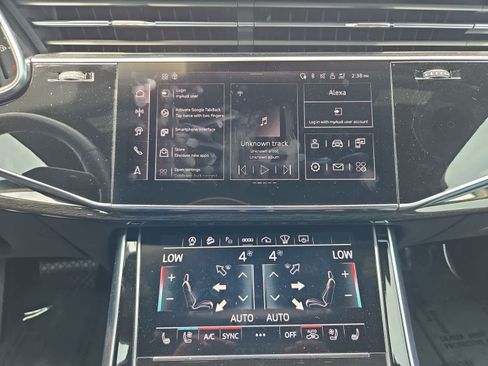 Used 2025 Audi Q7 3.0T Prestige w/ Prestige Package AWD/4WD image 27