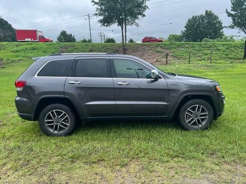 Used 2020 Jeep Grand Cherokee Limited AWD/4WD image 5