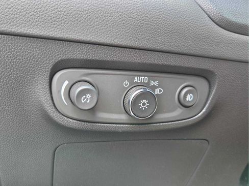 Used 2023 Buick Encore GX Preferred FWD image 21