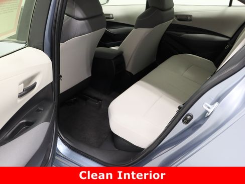 Used 2022 Toyota Corolla LE image 25