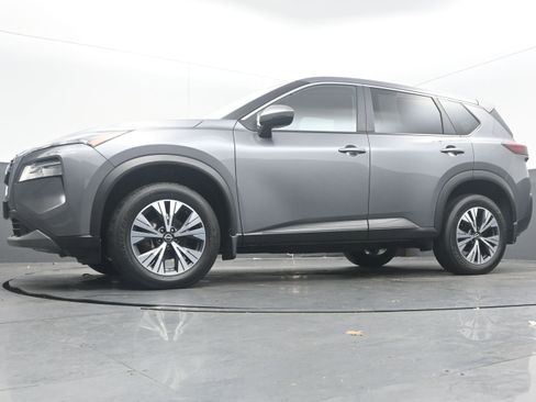 Certified 2023 Nissan Rogue SV image 26