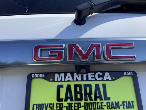 Used 2023 GMC Acadia AT4 w/ Technology Package image 29