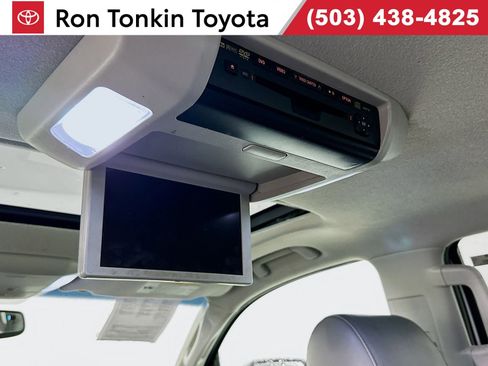 Used 2008 Toyota Sequoia Platinum image 27
