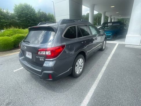 Used 2019 Subaru Outback 2.5i Premium AWD/4WD image 7