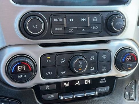 Used 2019 GMC Yukon SLT AWD/4WD image 27