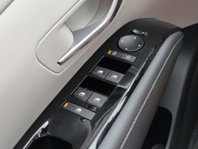 New 2026 Hyundai Tucson Limited FWD image 23