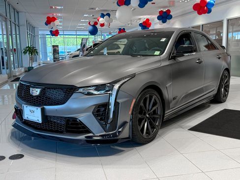 Certified 2025 Cadillac CT4 V Blackwing w/ Petit Pataud Special Edition RWD image 3