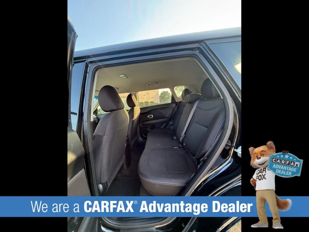Used 2016 Kia Soul FWD image 27