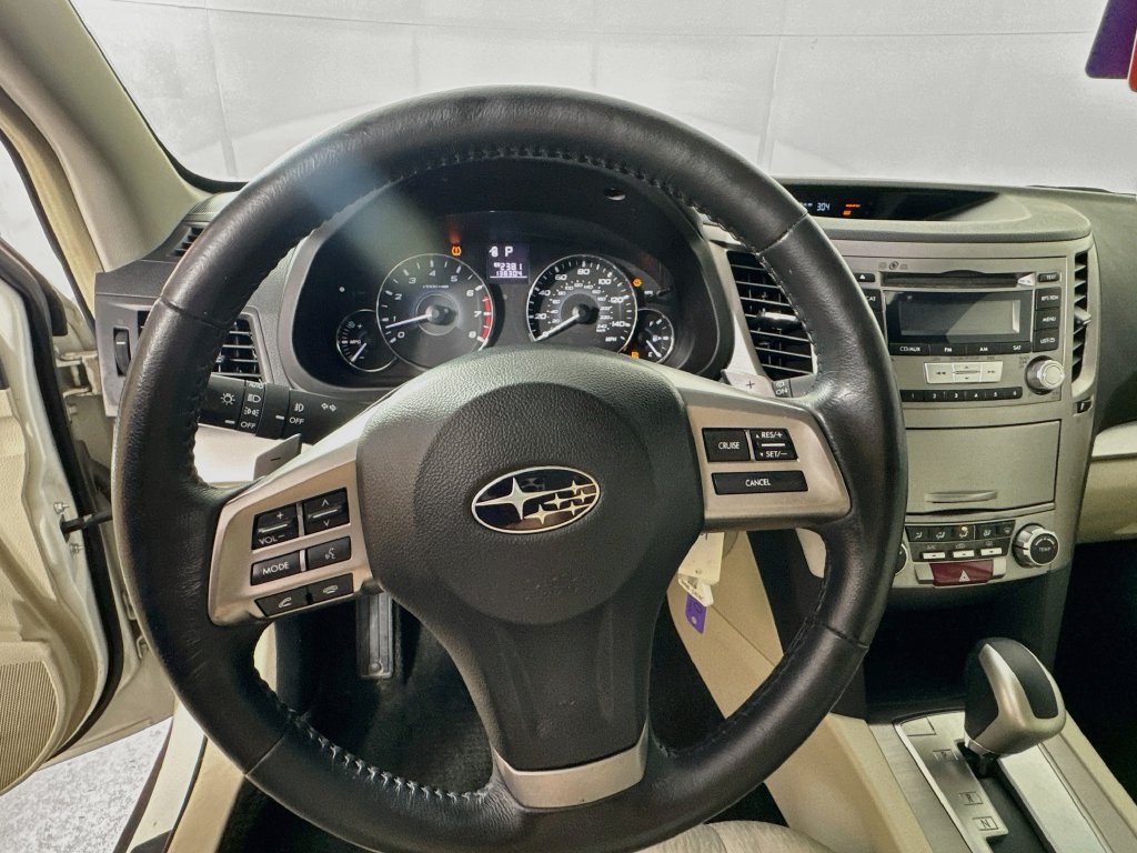 Used 2012 Subaru Outback 2.5i Premium w/ All-Weather Pkg AWD/4WD image 11
