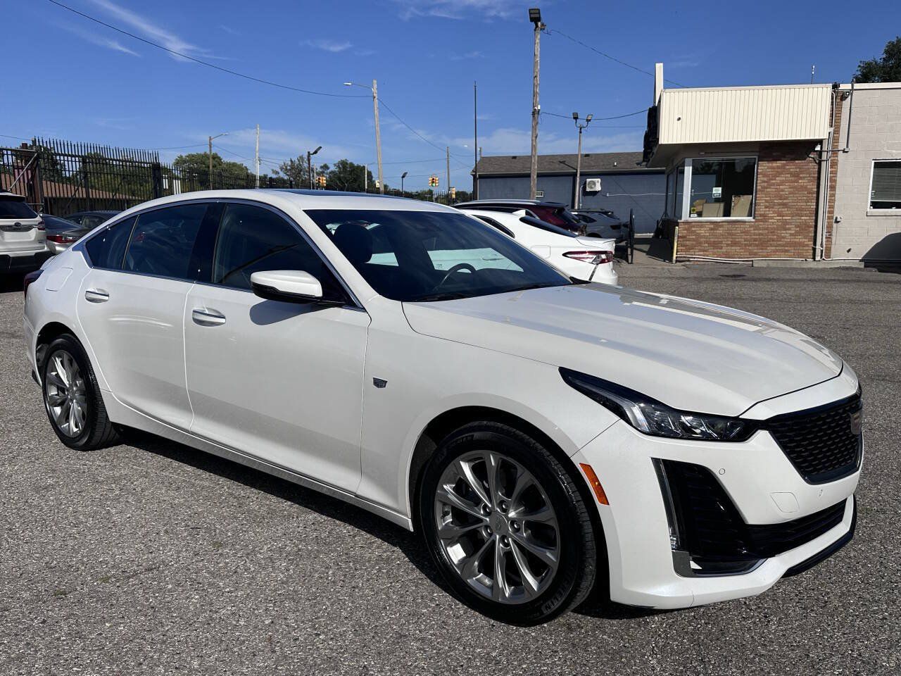 Used 2023 Cadillac CT5 Luxury AWD/4WD image 3