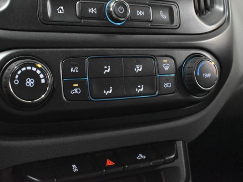 Used 2022 Chevrolet Colorado W/T image 15