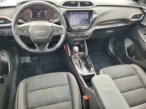 Certified 2021 Chevrolet TrailBlazer RS w/ Sun and Liftgate Package image 9