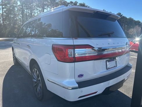 Used 2018 Lincoln Navigator Select w/ Technology Package image 5
