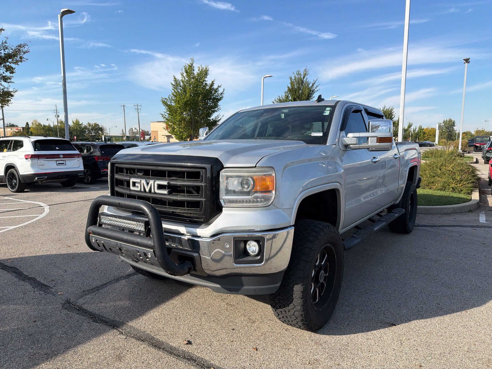 Used 2015 GMC Sierra 1500 SLT w/ SLT Crew Cab Value Package AWD/4WD image 5