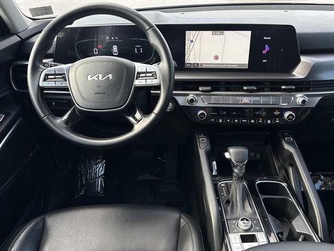 Used 2023 Kia Telluride S AWD/4WD image 3