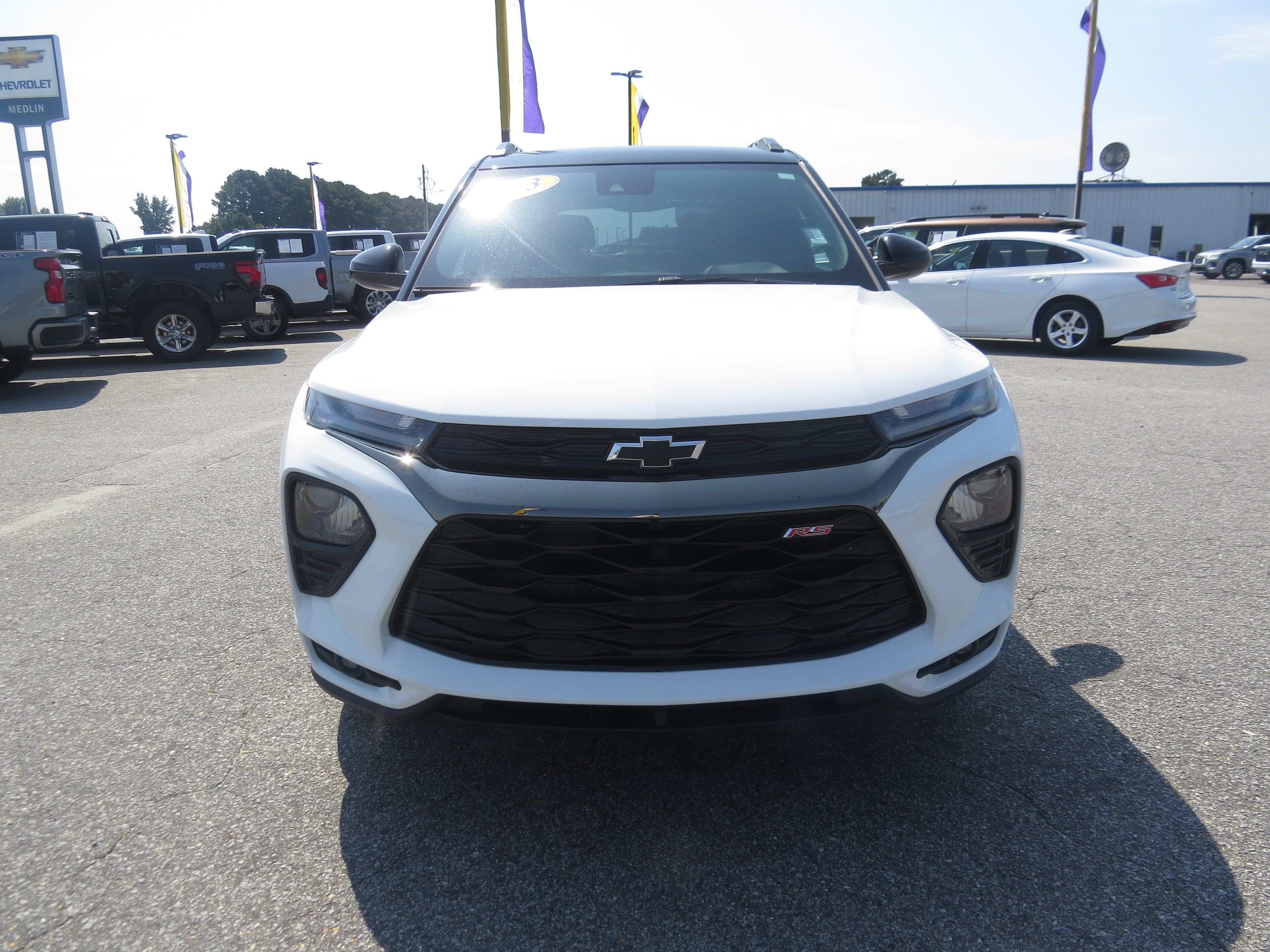 Used 2023 Chevrolet TrailBlazer RS w/ Convenience Package FWD image 8