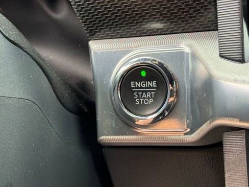 Used 2022 Ford F150 Raptor w/ Equipment Group 801A High AWD/4WD image 27