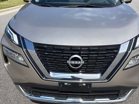 Used 2023 Nissan Rogue Platinum w/ Platinum Premium Package AWD/4WD image 13