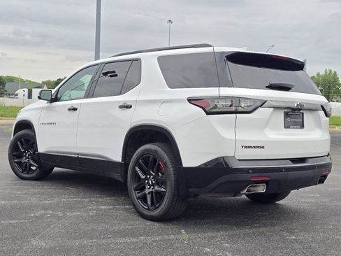 Used 2021 Chevrolet Traverse Premier w/ Redline Edition AWD/4WD image 16